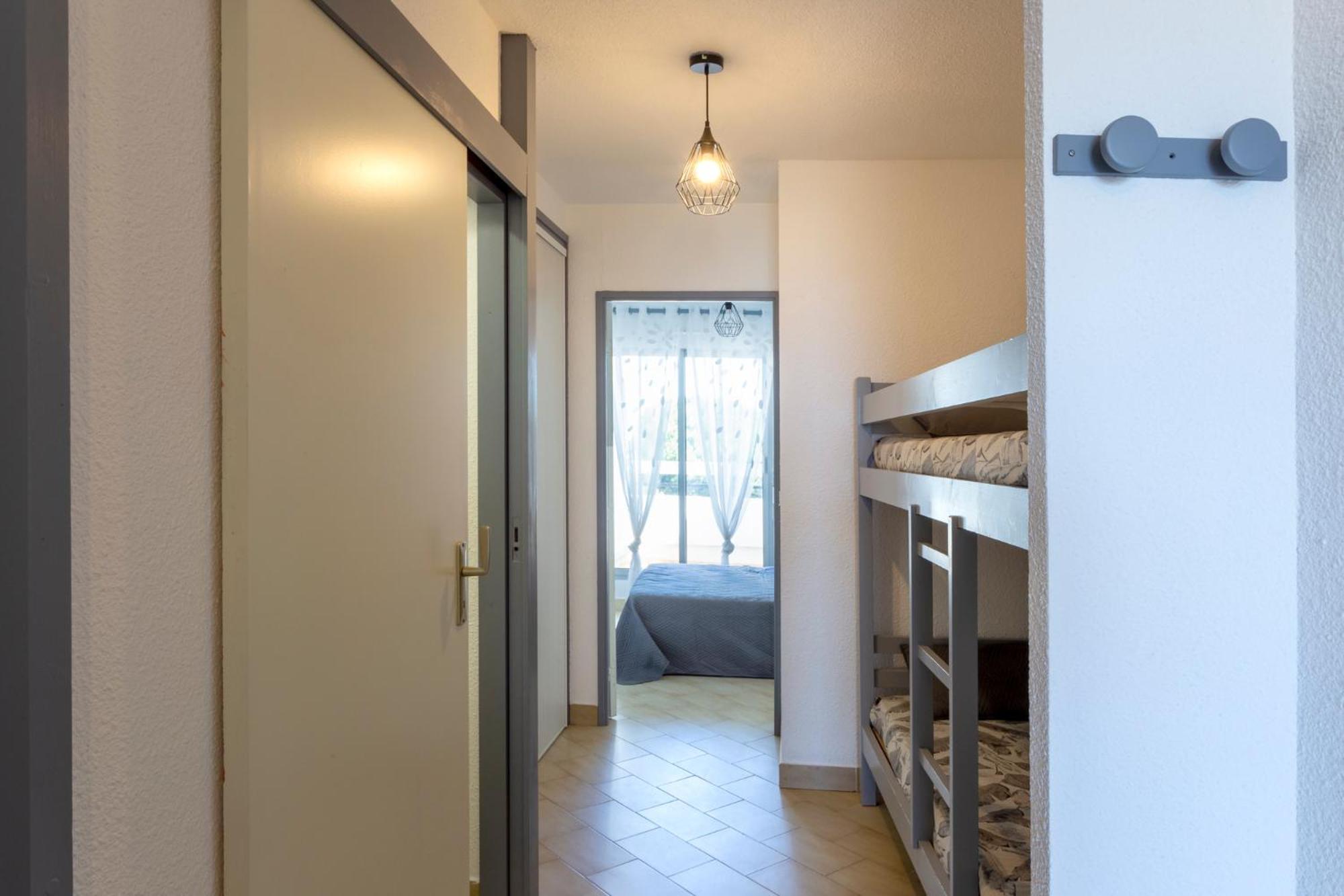Chez Fabienne - Superbe Appartement Avec Vue Sur La Mer Et Parking Λα Γκραντ-Μοτ Εξωτερικό φωτογραφία