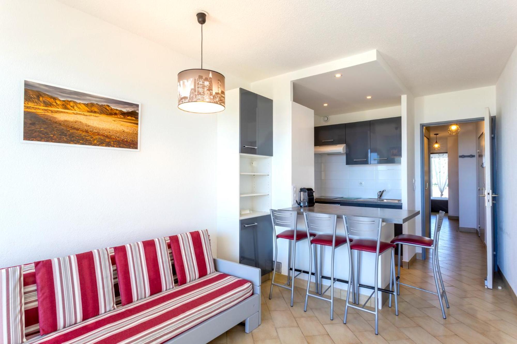 Chez Fabienne - Superbe Appartement Avec Vue Sur La Mer Et Parking Λα Γκραντ-Μοτ Εξωτερικό φωτογραφία